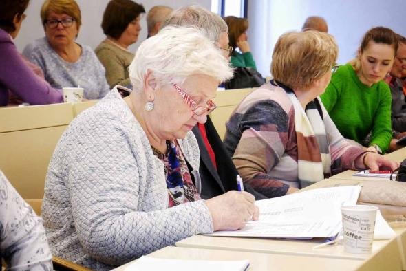 Prešovskí seniori sa vzdelávali na konferencii Prešovskí seniori sa vzdelávali na konferencii