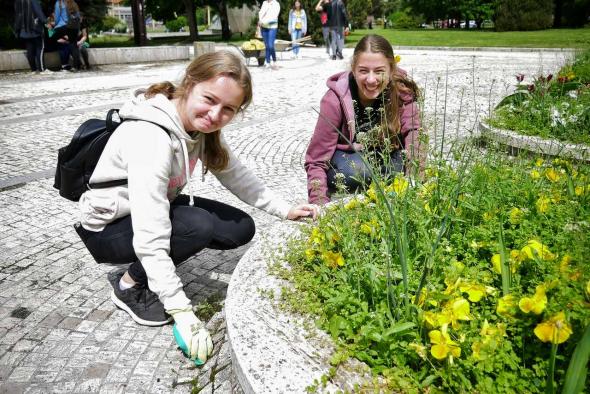 Milujem svoje mesto - Milujem svoj kraj s vyše 2000 dobrovoľníkmi Milujem svoje mesto - Milujem svoj kraj s vyše 2000 dobrovoľníkmi